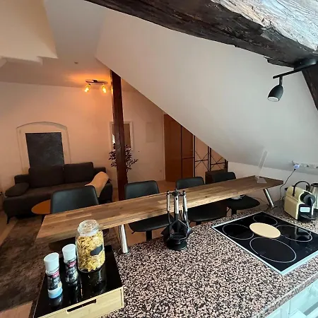 Apartment Modernes Loft Mit Holzbalken Und Charme *