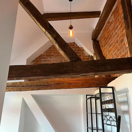 Modernes Loft Mit Holzbalken Und Charme Apartment