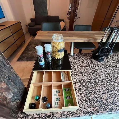 Apartment Modernes Loft Mit Holzbalken Und Charme